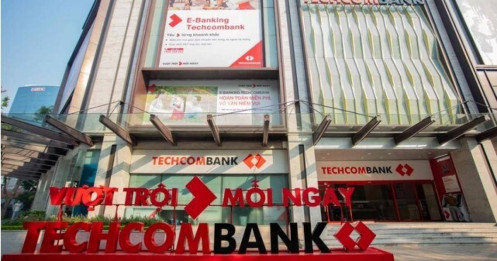 Phó Tổng Giám đốc Techcombank muốn bán bớt cổ phiếu TCB