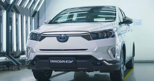 Cận cảnh Toyota Innova EV điện giá 1,8 tỷ đồng tại Đông Nam Á