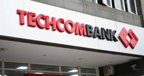 Vợ chủ tịch Techcombank và người liên quan sở hữu một phần ba cổ phần ngân hàng