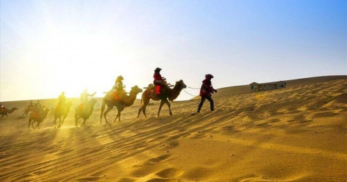 Phiêu du đến Nội Mông, khám phá sa mạc Vọng Âm