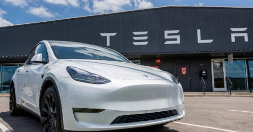 Tỷ phú Elon Musk tuyên bố tương lai của Tesla không phải nằm ở việc bán ô tô điện, đặt cược vào một thứ 'thú vị hơn nhiều