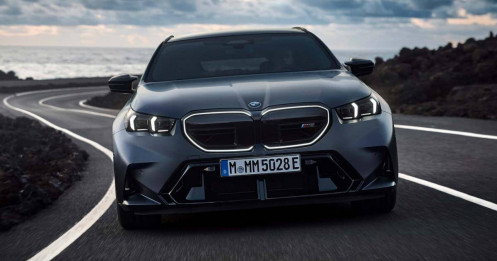 BMW M5 Touring 2025 lộ diện với thiết kế thể thao cùng kiểu dáng Wagon khác biệt