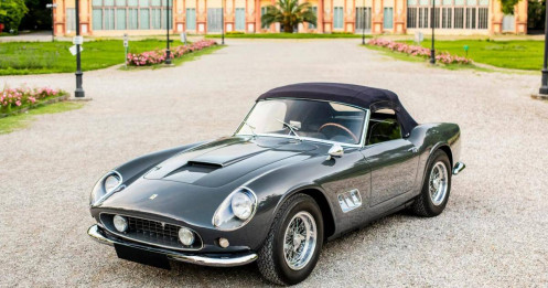 Cận cảnh siêu xe Ferrari có giá hơn 400 tỷ đồng