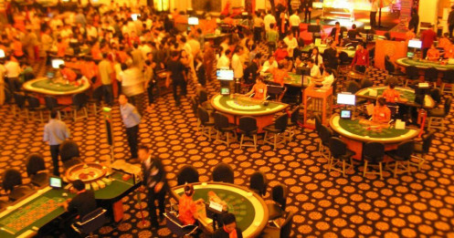 Đề xuất gia hạn thí điểm cho người Việt vào chơi casino