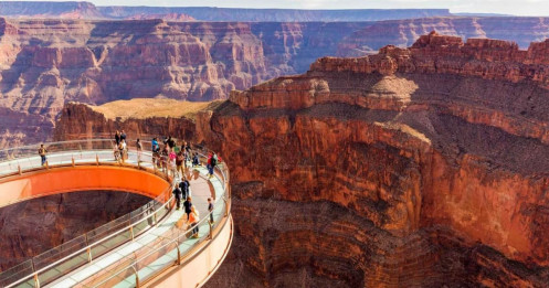 Bay qua đại vực kỳ bí Grand Canyon