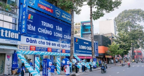 "So găng" giữa 2 chuỗi trung tâm tiêm chủng (TTTC): Long Châu và VNVC