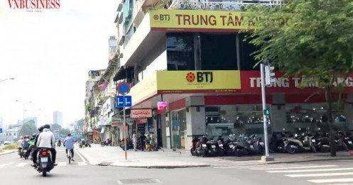 Mặt bằng nhà phố cho thuê giá 'cắt cổ' và chuyện 'lò xay thương hiệu'