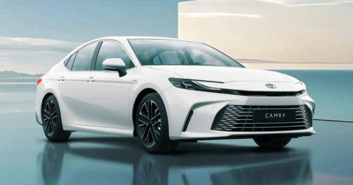 Toyota Camry 2025 cập bến Đông Nam Á, giá quy đổi lên đến gần 5 tỷ đồng