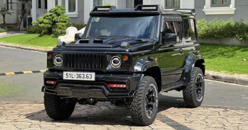 Suzuki Jimny 2024 độ ngoại thất nửa tỷ đồng lên sàn xe cũ