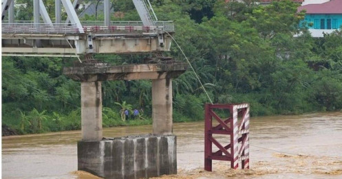 Nguyên nhân gây ra vụ sập cầu Phong Châu, Sở GTVT Phú Thọ nói gì?