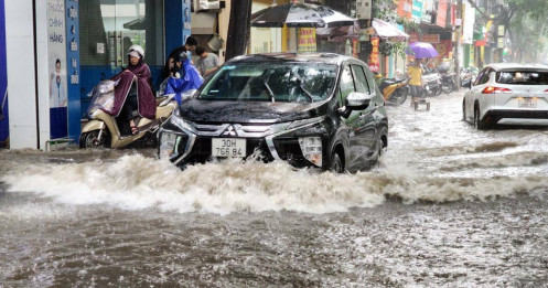 Cảnh báo hơn 75 tuyến phố ở Hà Nội có thể ngập trong 3 giờ tới