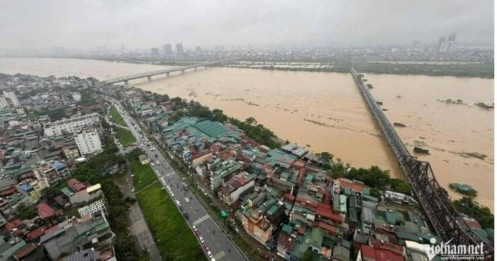 Lũ trên sông Hồng lên nhanh, Hà Nội tập trung ứng phó