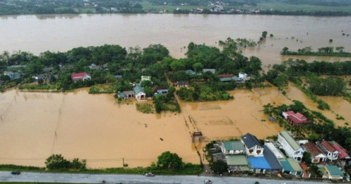 Nước các sông tăng cao, chảy xiết, Hà Nội chuẩn bị phương án sơ tán người dân