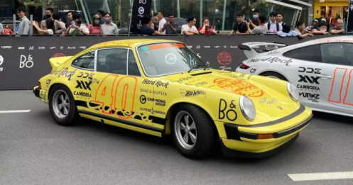 Đây là chiếc xe thể thao lớn tuổi nhất tham dự vào Gumball 3000 2024