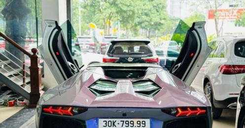 Siêu xe Lamborghini Aventador biển tứ quý 9 rao bán giá 22 tỷ đồng