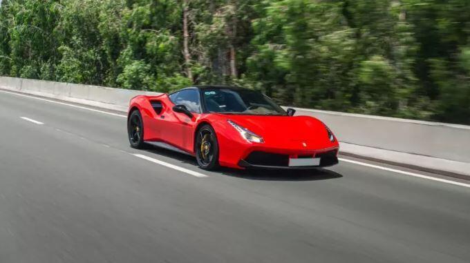 Diện mạo mới mẻ của siêu xe Ferrari 488 GTB từng thuộc sở hữu của vợ Minh "Nhựa" và ca sĩ Tuấn Hưng