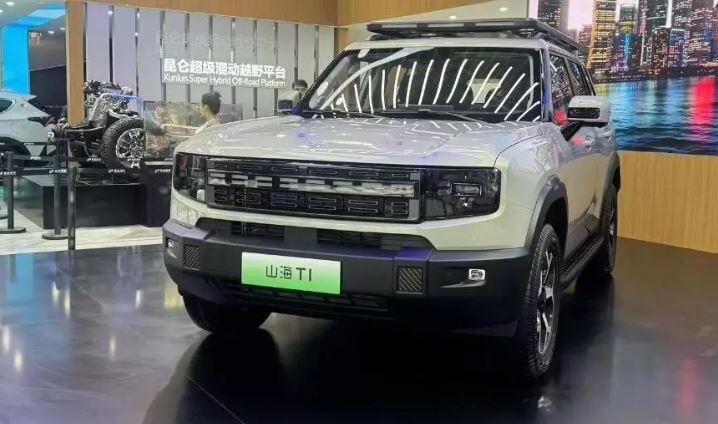 Cận cảnh Jetour Shanhai T1 chuẩn bị ra mắt, xe địa hình hạng nhẹ "ăn xăng như ngửi" chỉ 1,08 lít/100km
