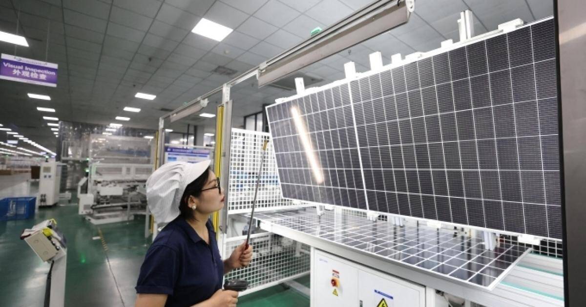 Trung Quốc thống trị ngành pin mặt trời thế nào
