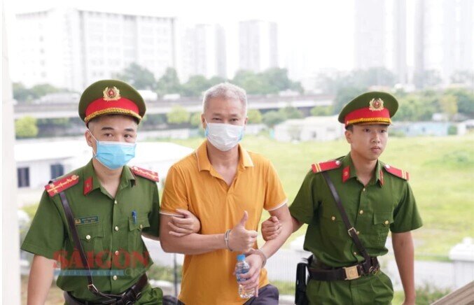Vụ án Trịnh Văn Quyết: Một bị cáo phản cung, cáo buộc được giao 8-10 trang tài liệu để 'nghiên cứu'