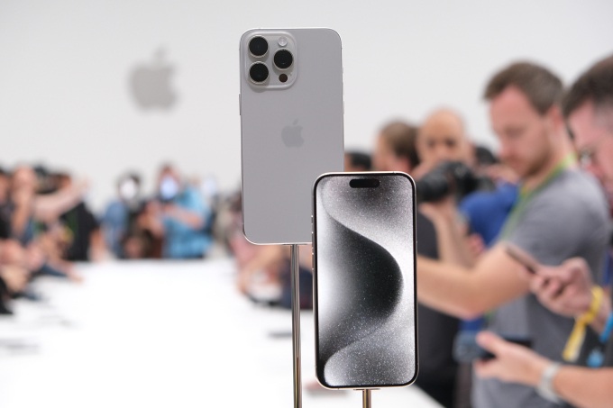Apple tăng sản xuất iPhone trở lại tại Trung Quốc