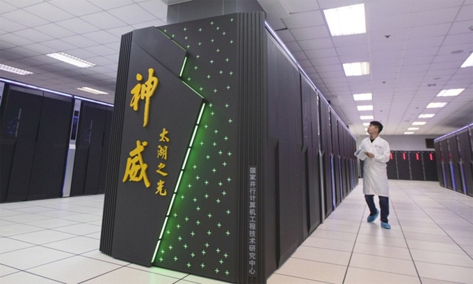Trung Quốc 'bí mật chế tạo siêu máy tính nhanh nhất thế giới'