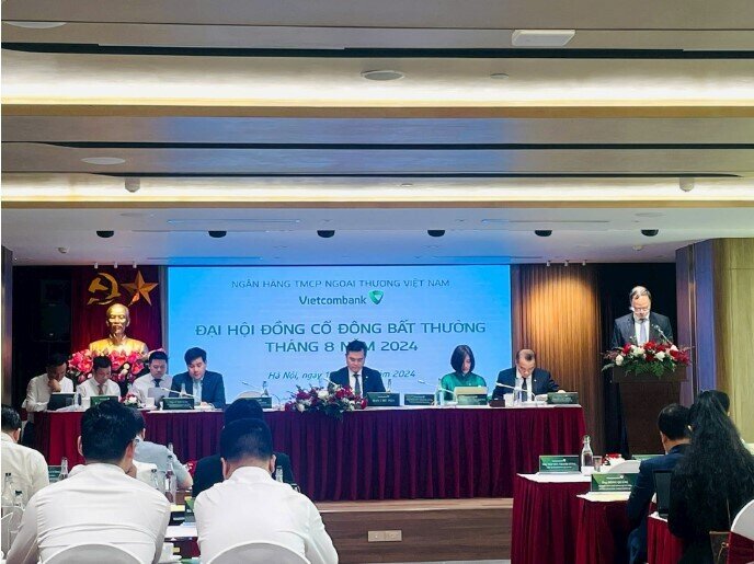 Vietcombank ra mắt thành viên HĐQT, 3 thành viên BKS