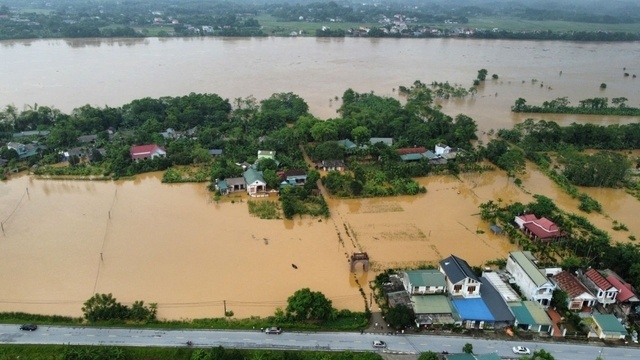 Nước các sông tăng cao, chảy xiết, Hà Nội chuẩn bị phương án sơ tán người dân