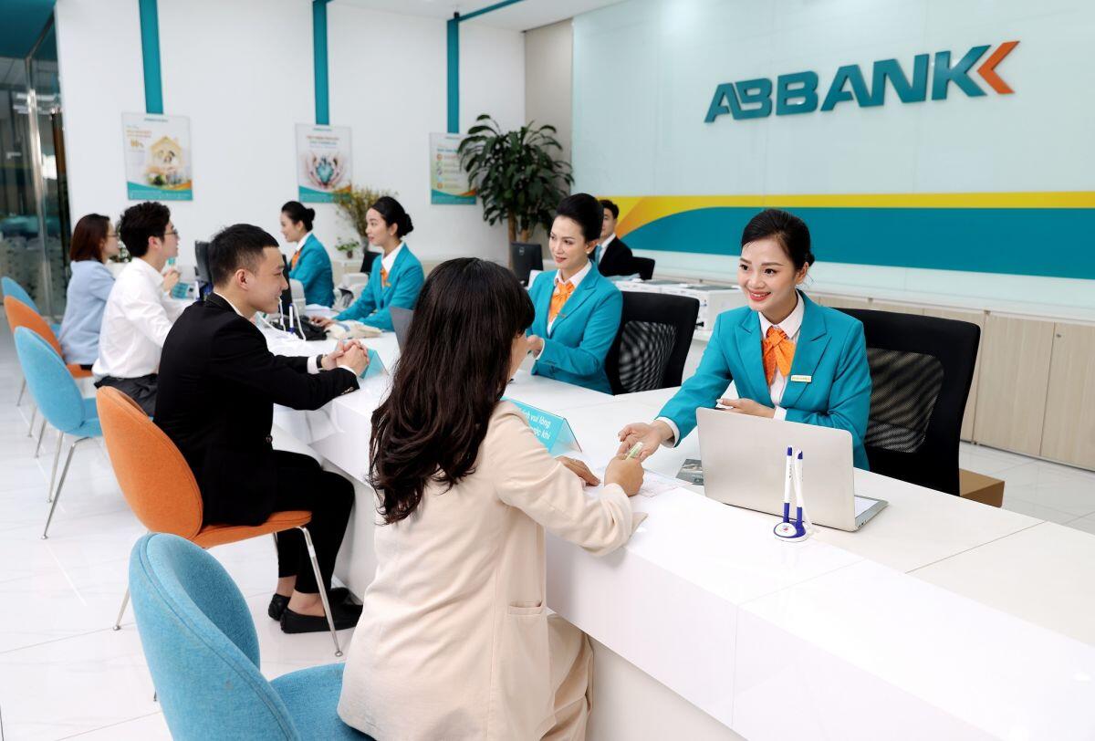 Maybank và ABBANK hợp tác chiến lược, tư vấn phát triển bán lẻ và số hóa