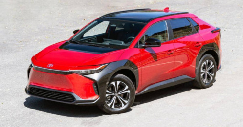 Toyota hoãn sản xuất ôtô điện tại Mỹ