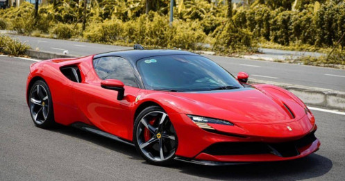 Ferrari SF90 Stradale "bắc tiến", được rao bán 23 tỷ đồng với ODO 7.000km