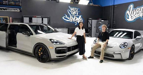 Chiều vợ, Mark Zuckerberg độ Porsche Cayenne Turbo GT thành minivan