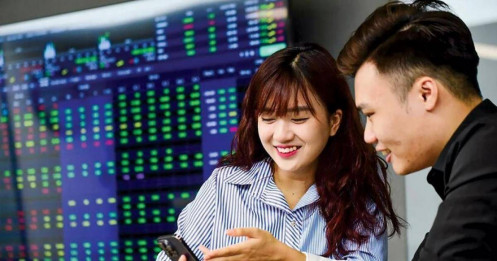 Đầu tư gì khi VN Index 'bất lực' mốc 1.300 điểm?