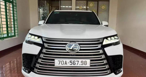 Lexus LX600 cũ của đại gia miền Tây bán đắt hơn xe 'đập hộp'