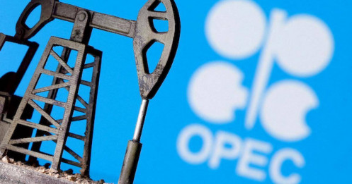 Dầu giảm hơn 2% khi OPEC cắt giảm dự báo nhu cầu lần thứ 3 liên tiếp