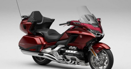 Xuýt xoa Honda Goldwing 2024 lộ diện tại Việt Nam, đắt ngang Santafe đời mới