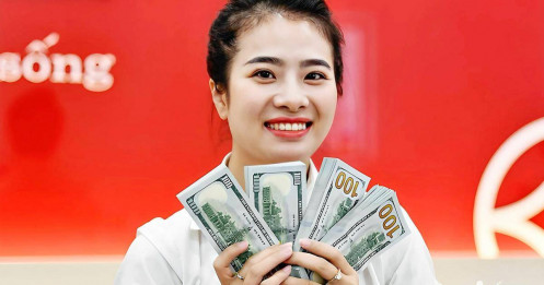 Giá USD ngân hàng tiếp tục tăng mạnh, vượt 25.400 đồng