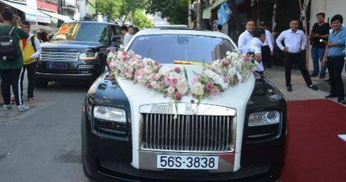 Bộ đôi xe Rolls-Royce có biển số cặp 38 của Minh "Nhựa": 1 biển bấm ngẫu nhiên, 1 biển đấu giá