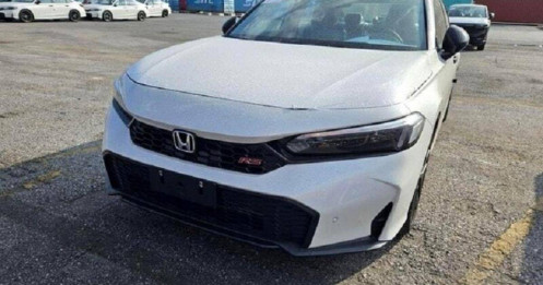 Lô xe Honda Civic bản mới cập bến Việt Nam