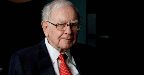 Trong khi mọi ánh nhìn điều hướng về cuộc bầu cử - Warren Buffett âm thầm nâng tỷ trọng tiền mặt