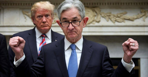 Cuộc Đối Đầu Đầu Tiên Giữa Trump Và Powell: Ai Sẽ Kiểm Soát Fed?