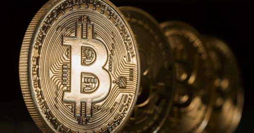 Bitcoin tiến sát 80.000 USD