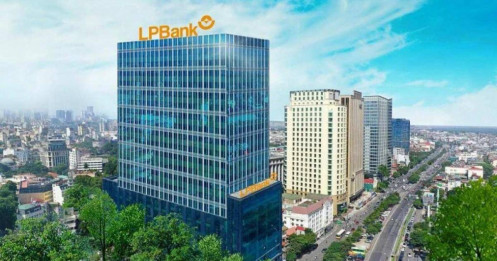 Ngân hàng LPBank (LPB) lùi thời gian, thay đổi địa điểm họp Đại hội bất thường