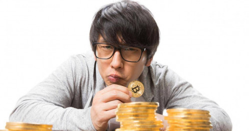 'Ôm cây đợi thỏ' chờ trúng Bitcoin