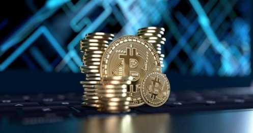 Bitcoin trở lại ngưỡng 90.000 USD