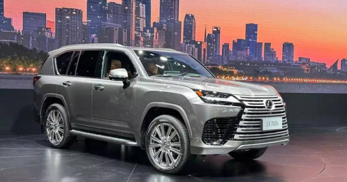 Lexus LX 700h 2025 từ 4,37 tỷ, mở bán 'sát vách' Việt Nam