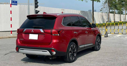 'Soi' Mitsubishi Outlander 2021 hơn 700 triệu, rẻ ngang xe cỡ B