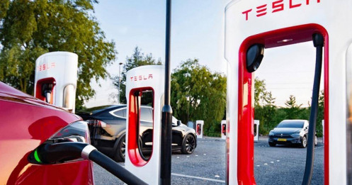 Tesla nâng cấp mạng lưới sạc Supercharger