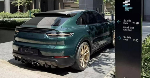 Porsche Cayenne Turbo GT 2022 lướt đầu tiên lên sàn xe cũ sau 2 năm sử dụng tại Việt Nam