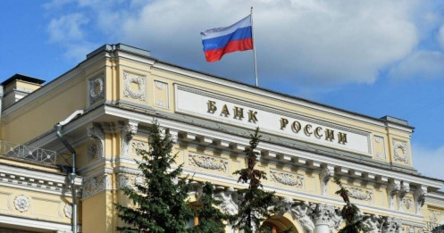 Nga bất ngờ dừng mua USD, chuyện gì đã xảy ra?