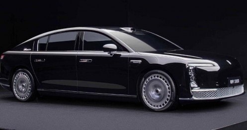 Xe mới của Huawei trông như lai giữa Maybach và Rolls-Royce